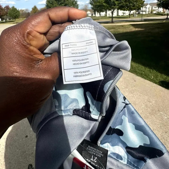 Reebok NWT Boys 2‎ Piece Grey Full Zip Track Jacket & Jogger Pants Set Size 2T - Picture 9 of 13